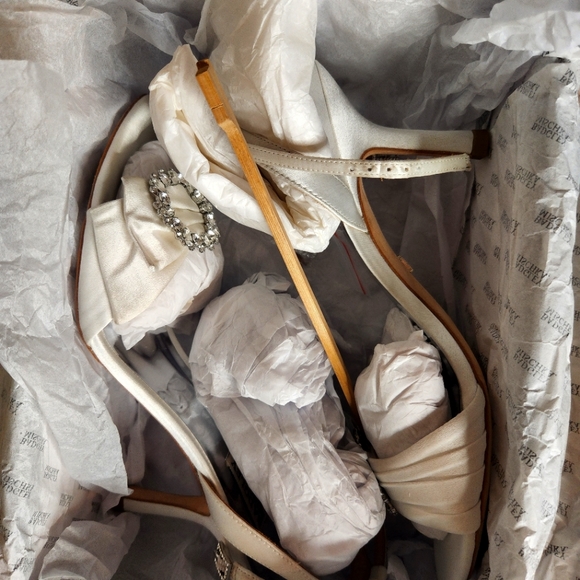 Wedding shoes - Picture 6 of 6